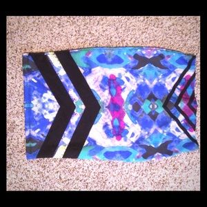 High waisted abstract skirt